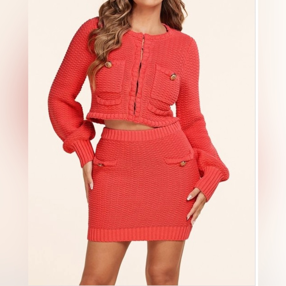 Beautiful Coral 2 Piece skirt set